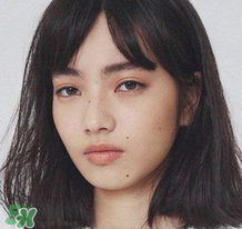 小松菜奈厭世妝怎么化？日本流行的厭世妝畫法