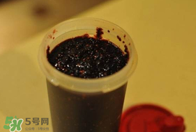 桑葚能染頭發(fā)嗎？桑葚染發(fā)劑自制