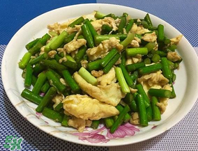 蒜苗能和雞蛋一起吃嗎？蒜苗可以炒雞蛋嗎？