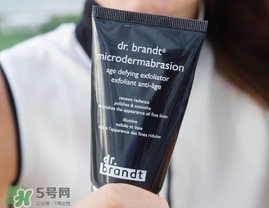 dr.brandt柏瑞特微晶磨砂膏怎么用？柏瑞特微晶磨砂膏用法