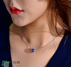 潘多拉項(xiàng)鏈?zhǔn)鞘裁床馁|(zhì)？pandora項(xiàng)鏈?zhǔn)倾y的嗎？