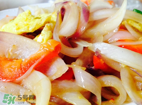 洋蔥和雞蛋能一起吃嗎？雞蛋和洋蔥能一起炒嗎？