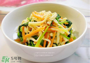 洋蔥和胡蘿卜能一起吃嗎？洋蔥和胡蘿卜可以一起炒嗎？