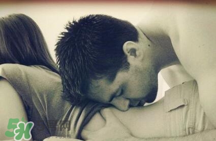 什么時(shí)候第一次性行為合適？第一次性行為的年齡