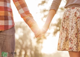 戀愛(ài)期間哪些玩笑不能開(kāi)？戀愛(ài)期間要會(huì)說(shuō)這幾句美妙的情話