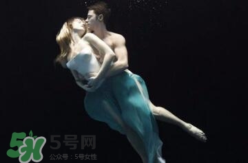 什么時(shí)候第一次性行為合適？第一次性行為的年齡