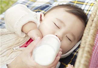 奶瓶發(fā)霉了還能用嗎？奶瓶發(fā)霉了的正確處理方法