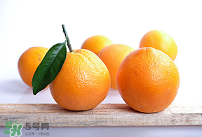 皮皮蝦和橙子能一起吃嗎？吃完皮皮蝦能吃橙子嗎？