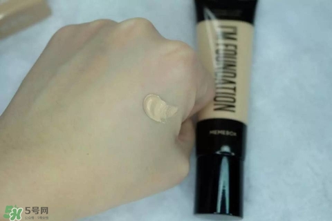 混合皮用什么粉底液？混合皮膚用什么粉底液比較好？