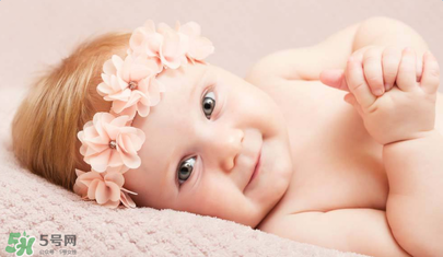 寶寶誤吃洗潔精了該怎么辦？寶寶不小心吃了洗潔精應該怎么辦？