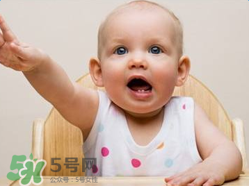 寶寶輔食要加油嗎？寶寶輔食可以加油嗎？