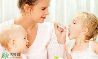 寶寶輔食要加鹽嗎？寶寶輔食能不能加鹽？