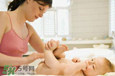 嬰兒濕巾哪種好？嬰兒濕巾哪個(gè)牌子好？