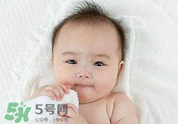 寶寶有鼻屎不通氣怎么辦？寶寶有鼻屎鼻塞怎么辦？