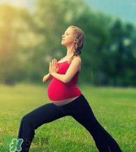 孕婦怎么樣選擇合適的鞋子？孕婦鞋穿什么樣的比較好？