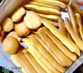 適合寶寶吃的小餅干怎么做？寶寶能吃的小餅干怎么做？