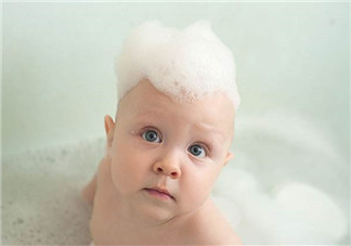 寶寶誤吃洗潔精了該怎么辦？寶寶不小心吃了洗潔精應該怎么辦？