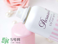 娜麗絲防曬噴霧和碧柔防曬霜哪個(gè)好？娜麗絲防曬噴霧和碧柔對(duì)比