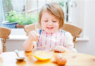 寶寶輔食要加鹽嗎？寶寶輔食能不能加鹽？