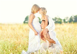 孕婦怎么樣選擇合適的鞋子？孕婦鞋穿什么樣的比較好？