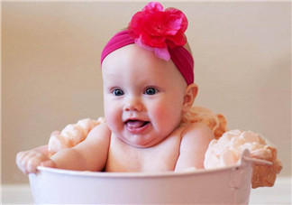 寶寶有鼻屎不通氣怎么辦？寶寶有鼻屎鼻塞怎么辦？