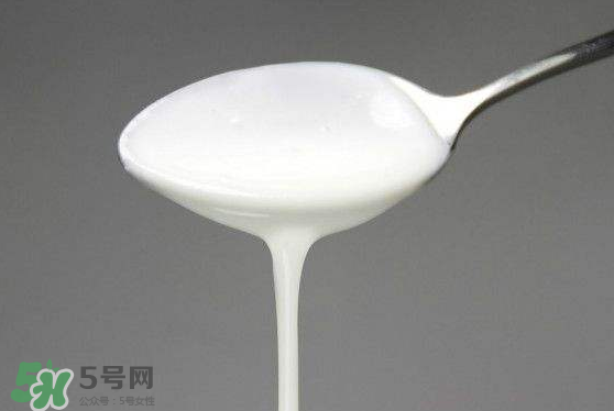 吃蝦爬子能喝酸奶嗎？蝦爬子和酸奶能一起吃嗎？