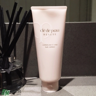 cpb磨砂膏怎么用?cpb磨砂膏使用方法 cpb磨砂膏怎么用?cpb磨砂膏使用方法