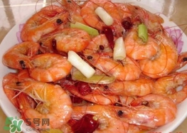 油悶大蝦怎么做？油燜大蝦的做法