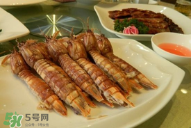 蝦爬子和菠菜能一起吃嗎？蝦爬子能和菠菜一起吃嗎？