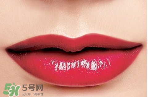 漂唇后嘴唇發(fā)黑怎么回事？漂唇后嘴唇發(fā)黑怎么辦？