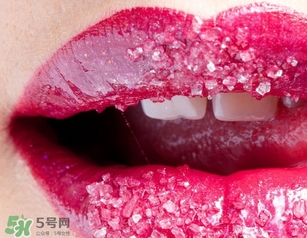 漂唇后嘴唇發(fā)黑怎么回事？漂唇后嘴唇發(fā)黑怎么辦？