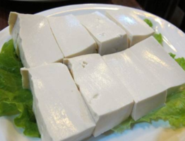 蠶豆和豆腐能一起吃嗎？蠶豆和豆腐能一起煮嗎？