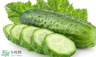 黃瓜怎么切菱形？如何將黃瓜切菱形