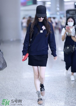 miumiu綁帶鞋怎么搭配？綁帶鞋怎么搭配好看？