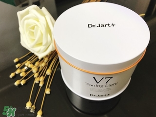 蒂佳婷素顏霜怎么樣？蒂佳婷素顏霜好用嗎