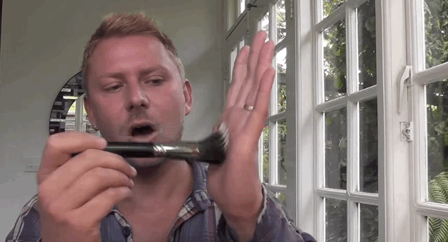 香奈兒伸縮粉底刷多少錢(qián)？香奈兒伸縮粉底刷怎么樣？