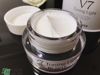 蒂佳婷素顏霜怎么樣？蒂佳婷素顏霜好用嗎