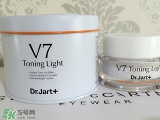 蒂佳婷素顏霜孕婦可以用嗎？v7素顏霜孕婦可以用嗎