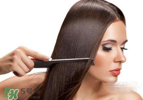 發(fā)膜能當(dāng)護(hù)膚素用嗎？發(fā)膜和護(hù)發(fā)素哪個(gè)先用？