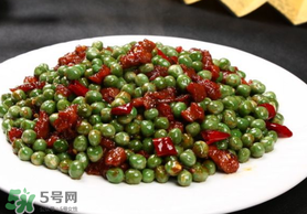 豌豆和牛肉能一起吃嗎？豌豆能和牛肉一起吃嗎？