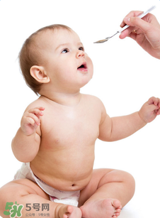 寶寶的眉毛剃掉后會(huì)變得更濃密嗎？ 寶寶眉毛剃掉的危害