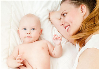 哺乳期媽媽用護膚品對寶寶有影響嗎？哺乳期能不能用護膚品？