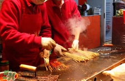 烤鴨腸一串成本是多少？烤鴨腸一串利潤(rùn)是多少