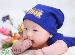 寶寶可以吃小龍蝦嗎？多大的寶寶可以吃小龍蝦呢？