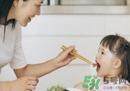 奶酪酸奶能給寶寶補鈣嗎？如何為寶寶選擇奶制品補鈣？