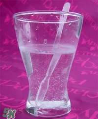 曼秀雷敦新碧防曬霜哪款好用？新碧防曬霜價格表