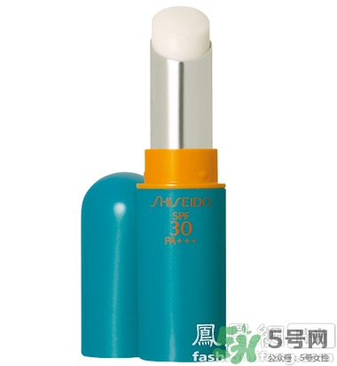 防曬唇膏要卸妝嗎？防曬潤唇膏要卸妝嗎