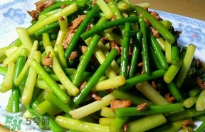 蒜薹可以和什么炒？蒜薹可以炒什么
