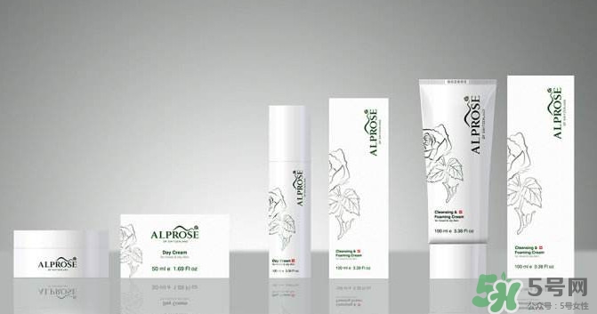 一套化妝品都包括什么？一套化妝品有哪些東西