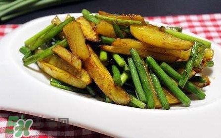 蒜薹能和土豆一起吃嗎？蒜薹可以和土豆一起炒嗎